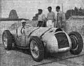 Bei seinem Sieg im Delahaye 145 1937 in Montlhéry