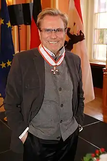 René Koch wird mit dem Verdienstorden des Landes Berlin gewürdigt. Der regierende Bürgermeister von Berlin Klaus Wowereit ehrt die Bürger am 1. Oktober 2013 im Berliner Rathaus. Foto: Dummer