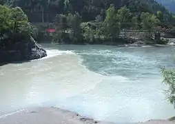 Zusammenfluss Hinterrhein (rechts) und Vorderrhein (links)