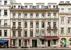 Mehrfamilienhaus der Gründerzeit (1876 erbaut), Riemannstr. 42 in Leipzig, Foto (2021)