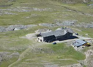 Die Schutzhütte Sogno di Berdzé al Péradzà.