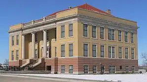 Roberts County Courthouse (2016). Das Verwaltungs- und Gerichtsgebäude des Countys ist seit März 2004 im NRHP eingetragen.