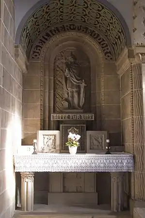 Seitenaltar Evangelienseite (links)