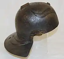 Eiserner römischer Helm mit NackenschutzFO: ValkenburgAO: Rijksmuseum van Oudheden