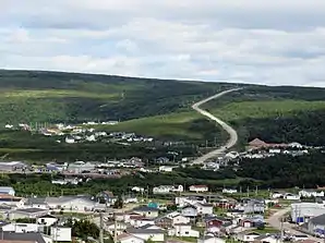 Forteau, im Hintergrund der Trans-Labrador Highway