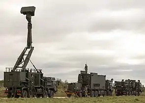 Britische Sky-Sabre-Batterie im November 2021. Links das Giraffe-Radar, in der Mitte der mobile Feuerleitstand, rechts ein Land-Ceptor-Starter