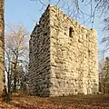 Bergfried mit Zugang