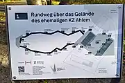 Übersichtstafel des Rundwegs auf dem Areal des KZ-Außenlagers