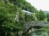 ... , und beim Schutz vor Steinschlag möchte man bei Escot nicht mehr nur auf die persönliche Überprüfung der Strecke setzen.
