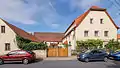 Scheune, Toreinfahrt und Eingangsportal des Wohnstallhauses