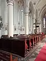 Blick zur Kanzel der Kirche