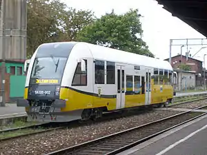 SA135-002 im Bahnhof Zielona Góra