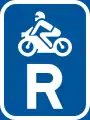R307: Verkehrsfläche reserviert für Krafträder*