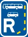 R329: Beginn eines Omnibus- und Kleinbusspur*