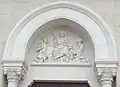 Detail des Eingangsportal der Kirche