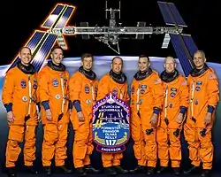 v. l. n. r. Clayton Anderson, James Reilly, Steven Swanson, Rick Sturckow, Lee Archambault, Patrick Forrester und John Olivas