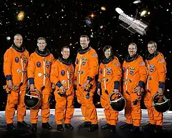v. l. n. r. Michael Massimino, Michael Good, Gregory C. Johnson, Scott Altman, Megan McArthur, John Grunsfeld, Andrew Feustel