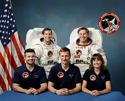 v. l. n. r. Kenneth Cameron, Jerome Apt, Steven Nagel, Jerry Ross, Linda Godwin