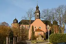Schloss und -kirche von Osten (2014)