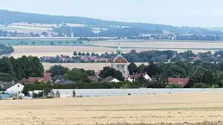 Blick vom Heinebecksberg über Salzdahlum und Apelnstedt zum Elm.