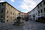 Piazza Dante