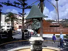 Zwerg auf der Plaza de la Alameda (Santa Cruz)
