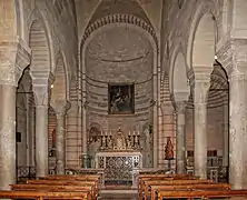 Hauptschiff und Presbyterium