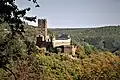 Die Sauerburg(über dem Ort)