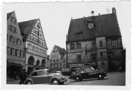 1957