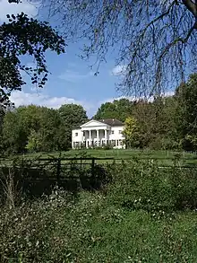 Schloss und Park