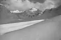 Skigelände an der Hütte (1932)