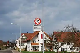 Dorfeingang