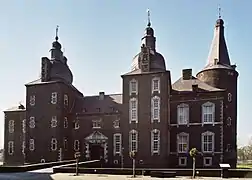 Herrenhaus von Nordosten (Eingangsseite)