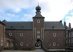 Torbau der inneren Vorburg