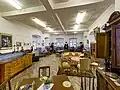 Ausstellungsraum in einem ehemaligen Klassenzimmer