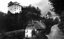 Ansicht von 1906. Im Vordergrund die Zufahrt zum Haus „Klaus 17“