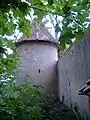 Schlossmauer mit Rundturm