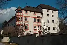 Ansitz Schneeburg (Mils)