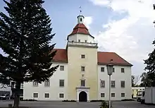 Schloss Sonnberg, Westfassade