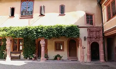 Nordflügel (Hofseite)