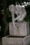 Wasserschöpfendes Mädchen, Schulgarten, Lübeck