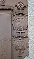 Ahnenwappen Altemps und Lante, rechts am Epitaph