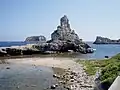 Pianosa im Vordergrund und die kleine Felseninsel Scola im Hintergrund