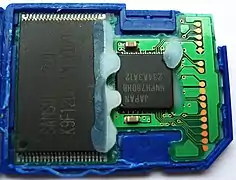SD-Platine (Panasonic, 64&nbsp;MB), Anfang 2000er Jahre.