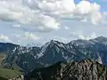 Der lange Südgrat führt von Pertisau herauf, nach Norden der Grat zur Seekarspitze