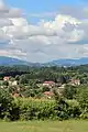 Blick auf Kamenica und die Umgebung