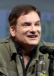 Shane Black führte Regie