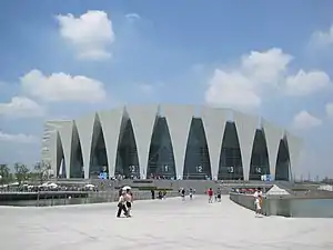 Das Hallenstadion des Shanghai Oriental Sports Center (Juli 2011)