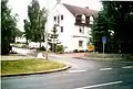 Einfahrt zur Siedlung