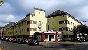 sanierter Siedlungsbau im Rehmviertel